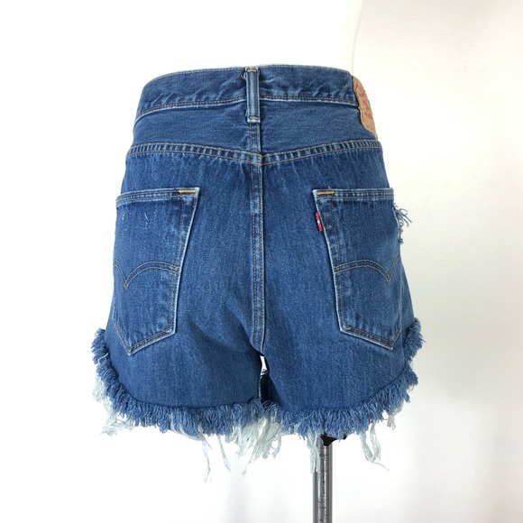 SOLD Levi’s 501 High Rise Cutoff Jean Shorts W36 - Picture 8 of 11